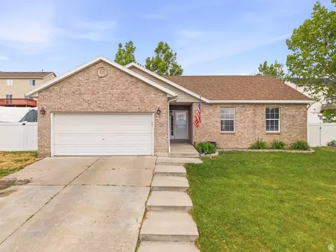 4029 S Lake Mountain Dr, Saratoga Springs, UT 84045