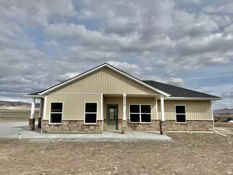 18136 N 6000 W, Garland, UT 84312