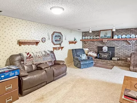 Living - 255 W 500 S, Ferron, UT 84523 photo 5 of 7