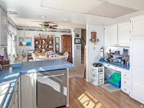 Kitchen - 255 W 500 S, Ferron, UT 84523 photo 4 of 4