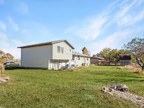 Exterior - 255 W 500 S, Ferron, UT 84523 photo 4 of 6