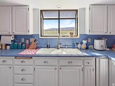 Kitchen - 255 W 500 S, Ferron, UT 84523 photo 2 of 4