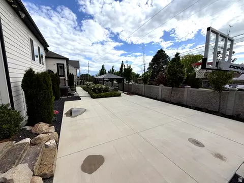 Exterior - 4861 N 300 E, Provo, UT 84604 photo 9 of 10