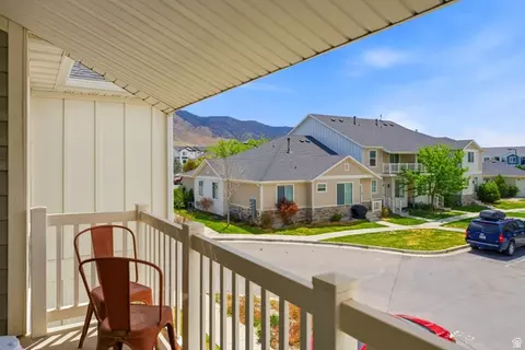 Exterior - 1792 E Skyline Dr #G5, Eagle Mountain, UT 84005 photo 3 of 5