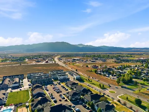 View/Area - 1792 E Skyline Dr #G5, Eagle Mountain, UT 84005 photo 4 of 6