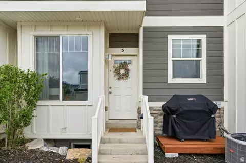 Exterior - 1792 E Skyline Dr #G5, Eagle Mountain, UT 84005 photo 2 of 5