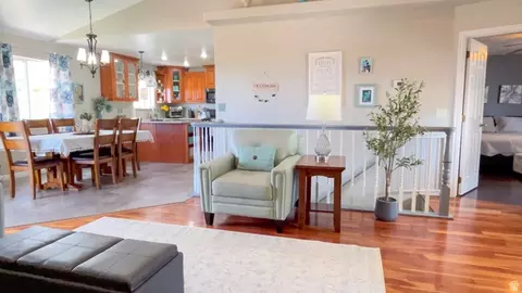 Entry Way - 1797 E Sunset Rd, Enoch, UT 84721 photo 1 of 3