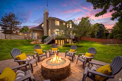 Exterior - 3195 E Walker Mill Dr, Holladay, UT 84121 photo 2 of 12