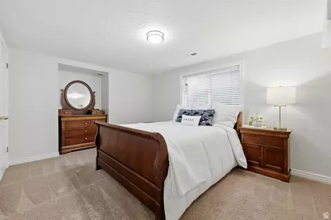 Bedroom - 3195 E Walker Mill Dr, Holladay, UT 84121 photo 6 of 6