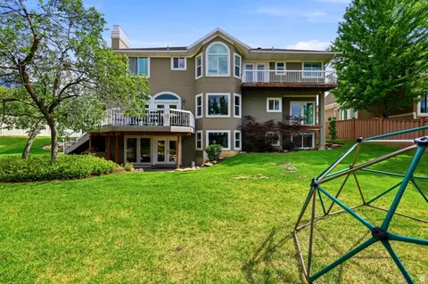 Exterior - 3195 E Walker Mill Dr, Holladay, UT 84121 photo 9 of 12