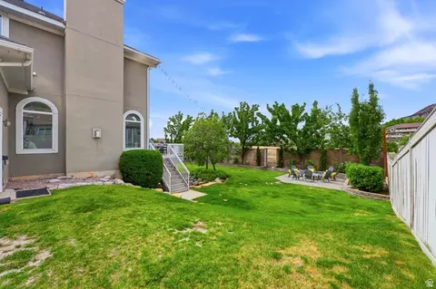 Exterior - 3195 E Walker Mill Dr, Holladay, UT 84121 photo 11 of 12