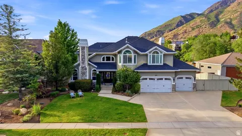 Exterior - 3195 E Walker Mill Dr, Holladay, UT 84121 photo 8 of 12