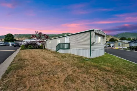 975 E 1175 S #40, Kaysville, UT 84037