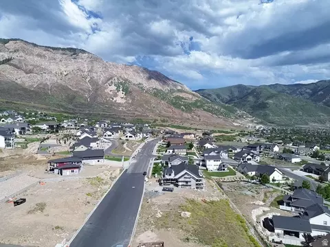 747 E Mountain Rd #193, North Ogden, UT 84414 photo 3