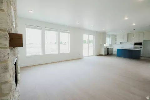 Living - 155 W 510 N, Smithfield, UT 84335 photo 1 of 2
