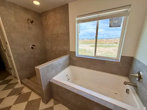 Bath - 155 W 510 N, Smithfield, UT 84335 photo 1 of 3