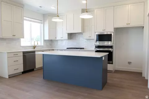 Kitchen - 155 W 510 N, Smithfield, UT 84335 photo 5 of 8
