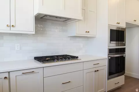 Kitchen - 155 W 510 N, Smithfield, UT 84335 photo 2 of 8