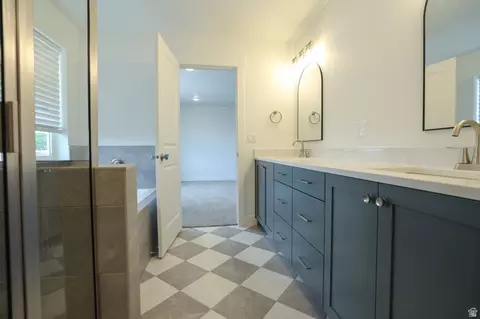 Bath - 155 W 510 N, Smithfield, UT 84335 photo 1 of 3