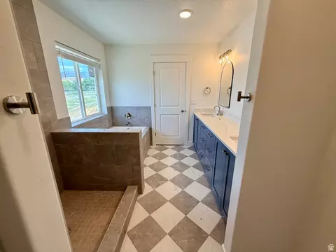 Bath - 155 W 510 N, Smithfield, UT 84335 photo 2 of 3