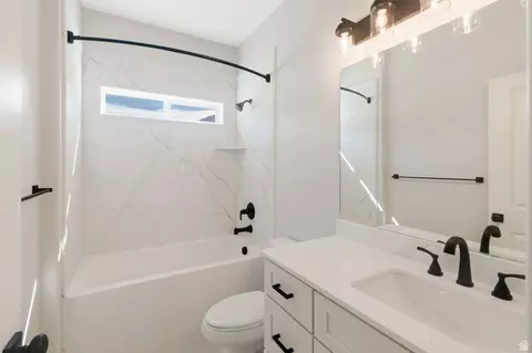 Bath - 1026 E 20 N, Orem, UT 84097 photo 1 of 5