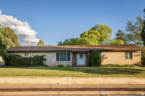 Exterior - 2124 E Cherry Ln, Layton, UT 84040 photo 10 of 10