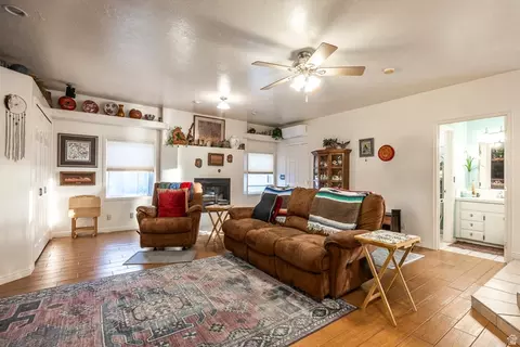 Living - 2124 E Cherry Ln, Layton, UT 84040 photo 2 of 4