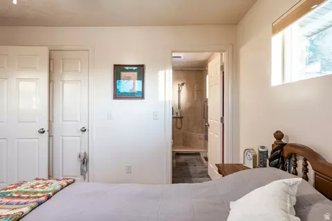 Bedroom - 2124 E Cherry Ln, Layton, UT 84040 photo 3 of 4