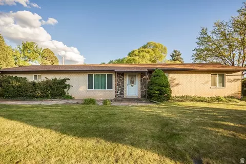 2124 E Cherry Ln, Layton, UT 84040