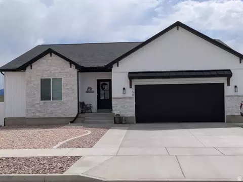 758 E 675 S, Hyrum, UT 84319