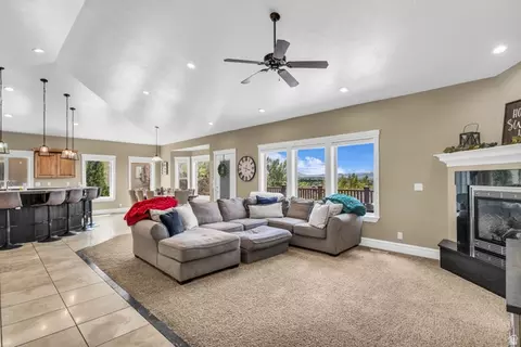 Living - 740 E 100 S, Hyde Park, UT 84318 photo 1 of 2