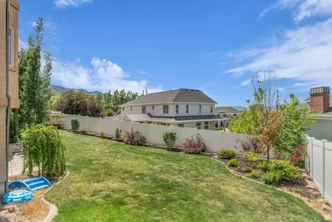 Exterior - 740 E 100 S, Hyde Park, UT 84318 photo 8 of 9