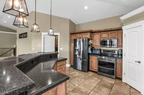 Kitchen - 740 E 100 S, Hyde Park, UT 84318 photo 2 of 4