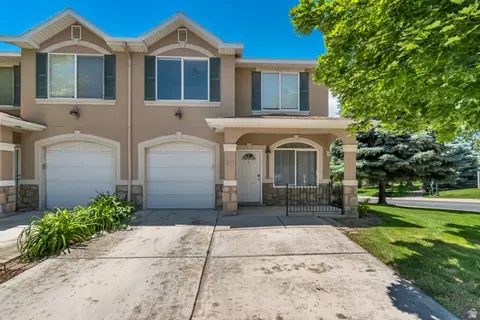 677 W Villa Dr S, Sandy, UT 84070