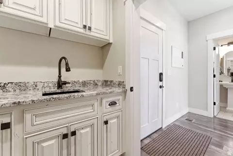 Entry Way - 1971 E Sunnyvale Dr, Eagle Mountain, UT 84005 photo 4 of 12