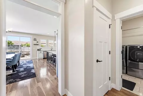Entry Way - 1971 E Sunnyvale Dr, Eagle Mountain, UT 84005 photo 3 of 12