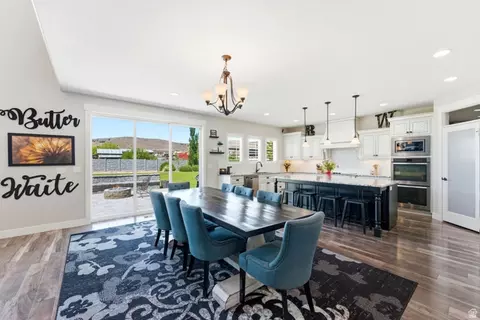 Dining - 1971 E Sunnyvale Dr, Eagle Mountain, UT 84005 photo 2 of 4
