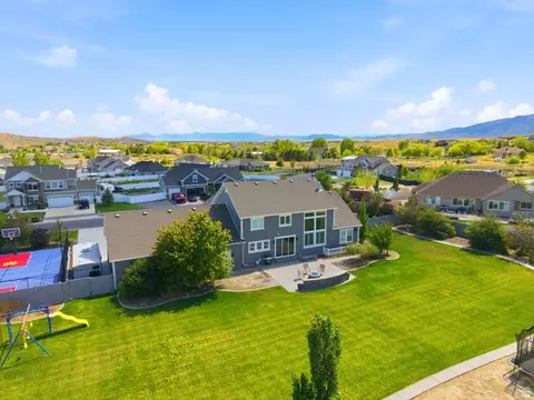 View/Area - 1971 E Sunnyvale Dr, Eagle Mountain, UT 84005 photo 5 of 8
