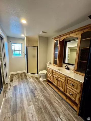 Bath - 1663 E 440 S, Price, UT 84501 photo 1 of 2