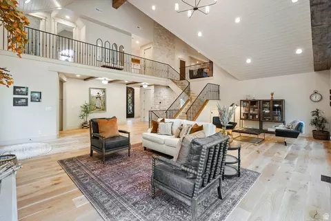 Living - 1141 S Oak Leaf, Springville, UT 84663 photo 2 of 7
