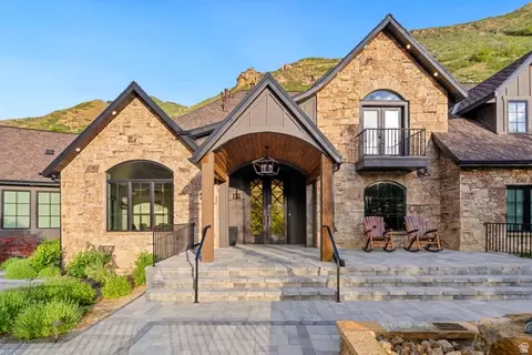 Exterior - 1141 S Oak Leaf, Springville, UT 84663 photo 2 of 35