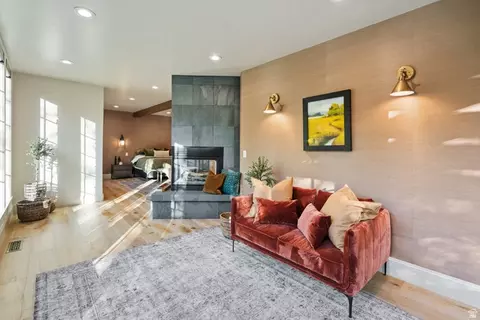 Living - 1141 S Oak Leaf, Springville, UT 84663 photo 7 of 7