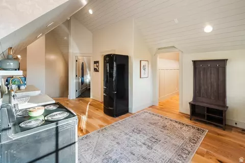 Entry Way - 1141 S Oak Leaf, Springville, UT 84663 photo 8 of 9