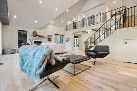 Living - 1141 S Oak Leaf, Springville, UT 84663 photo 6 of 7