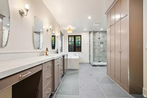 Bath - 1141 S Oak Leaf, Springville, UT 84663 photo 1 of 9