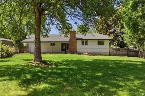 Exterior - 187 E 2nd N, Preston, ID 83263 photo 5 of 7