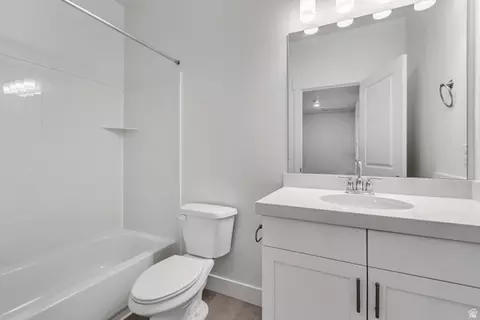 Bath - 1593 N 1870 E, Spanish Fork, UT 84660 photo 4 of 4