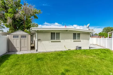 Exterior - 48 W Moon Ridge Dr, Murray, UT 84107 photo 3 of 7