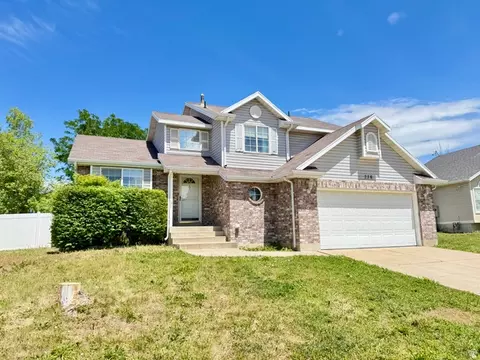 278 W 2000 S, Clearfield, UT 84015