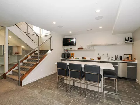 Kitchen - 1283 E Corner View Ct S, Draper, UT 84020 photo 7 of 7
